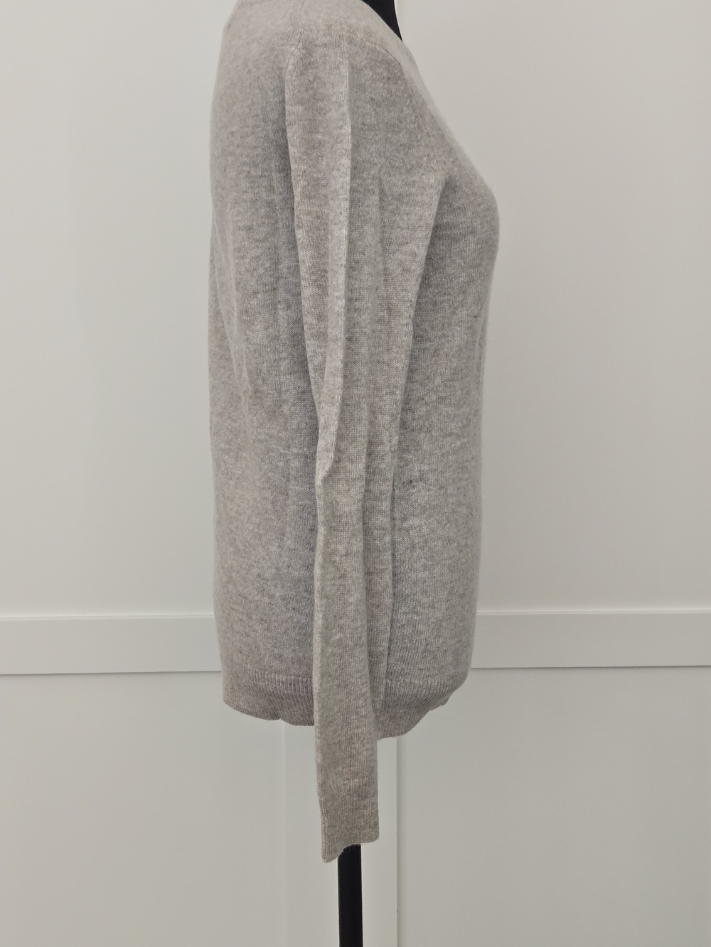 Charter Club Luxury 100% Cashmere Pearl Taupe Heather Basic Crewneck Sweater XS - Picture 2 of 11